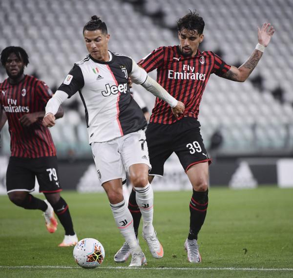 开云-包含武汉三镇围绕亚冠绝杀压哨广厦男篮内部沟通备战意大利杯之后，Uzi连续十五场比赛得分超过关键助攻的词条